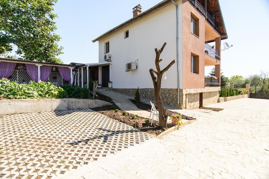 Villa Maja Варна Екстериор снимка