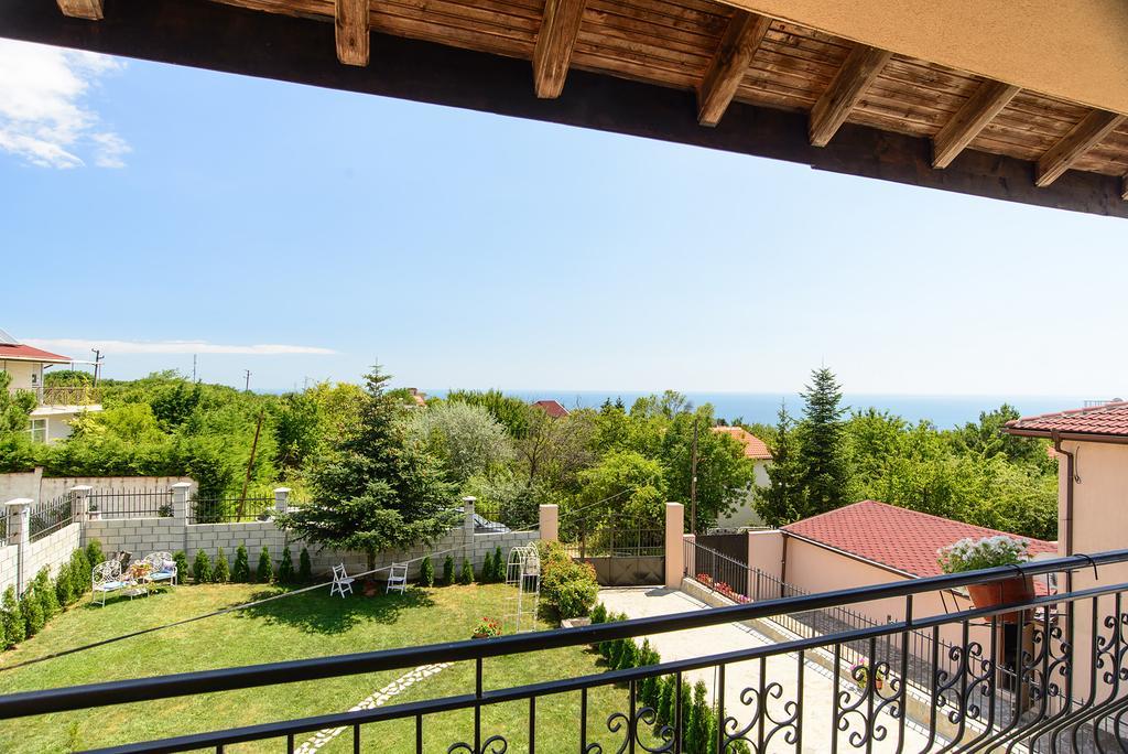 Villa Maja Варна Екстериор снимка